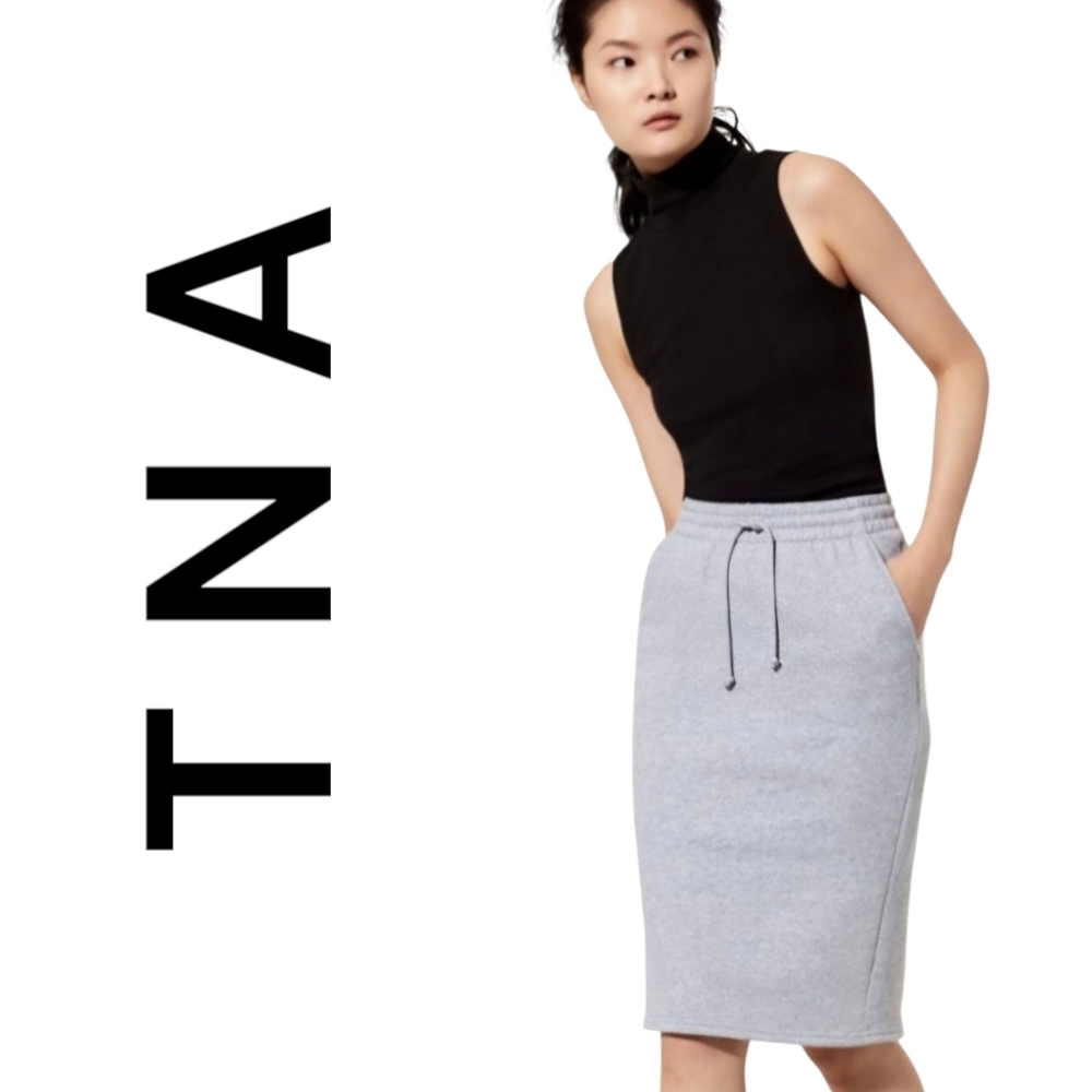 ARITZIA TNA Heather Gray Skirt with Drawstring cariboo skirt in healther MED